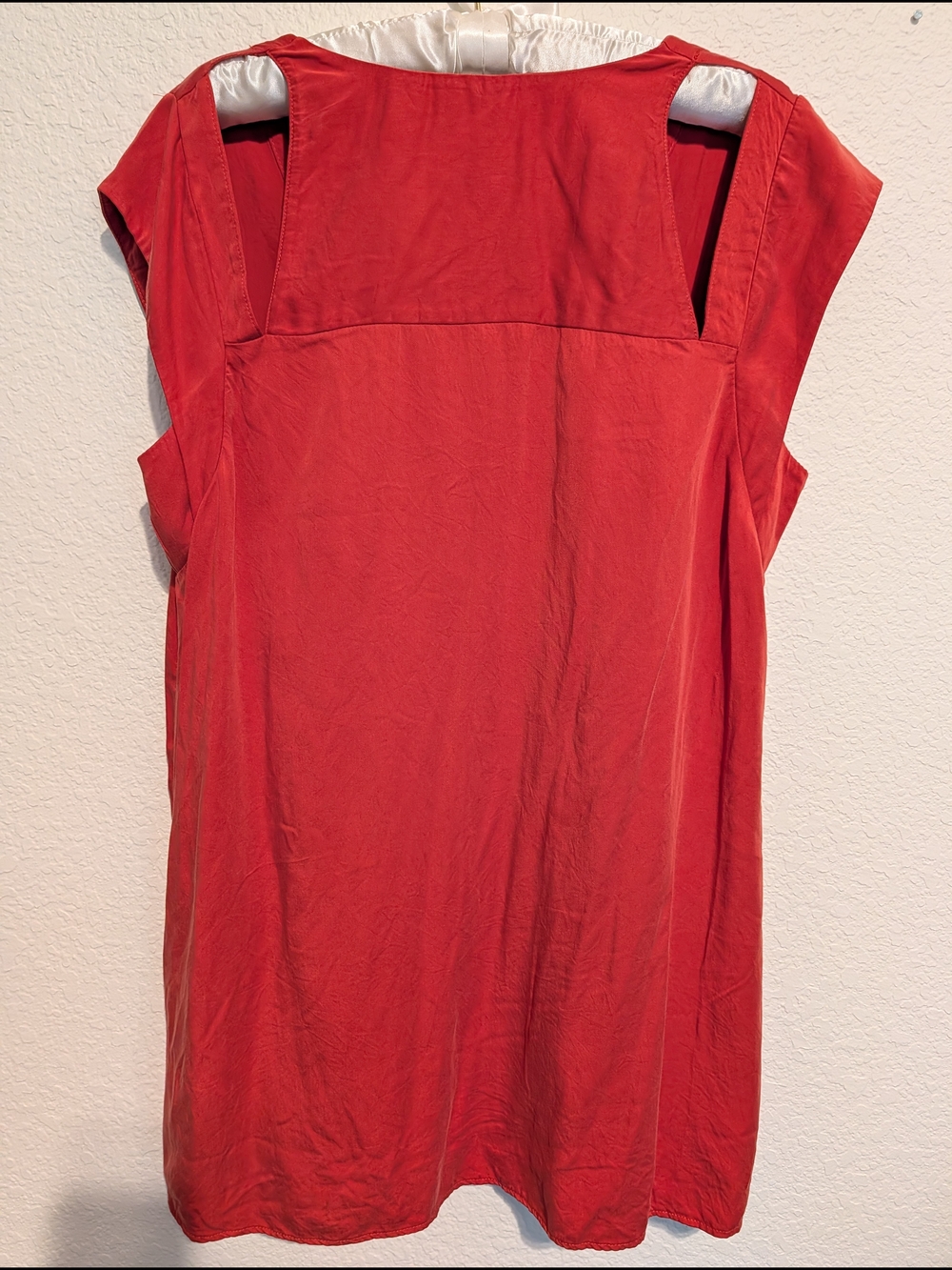 Anthropologie Maeve Coral-Red V-Neck Cap Sleeve Camisole - Picture 2 of 4